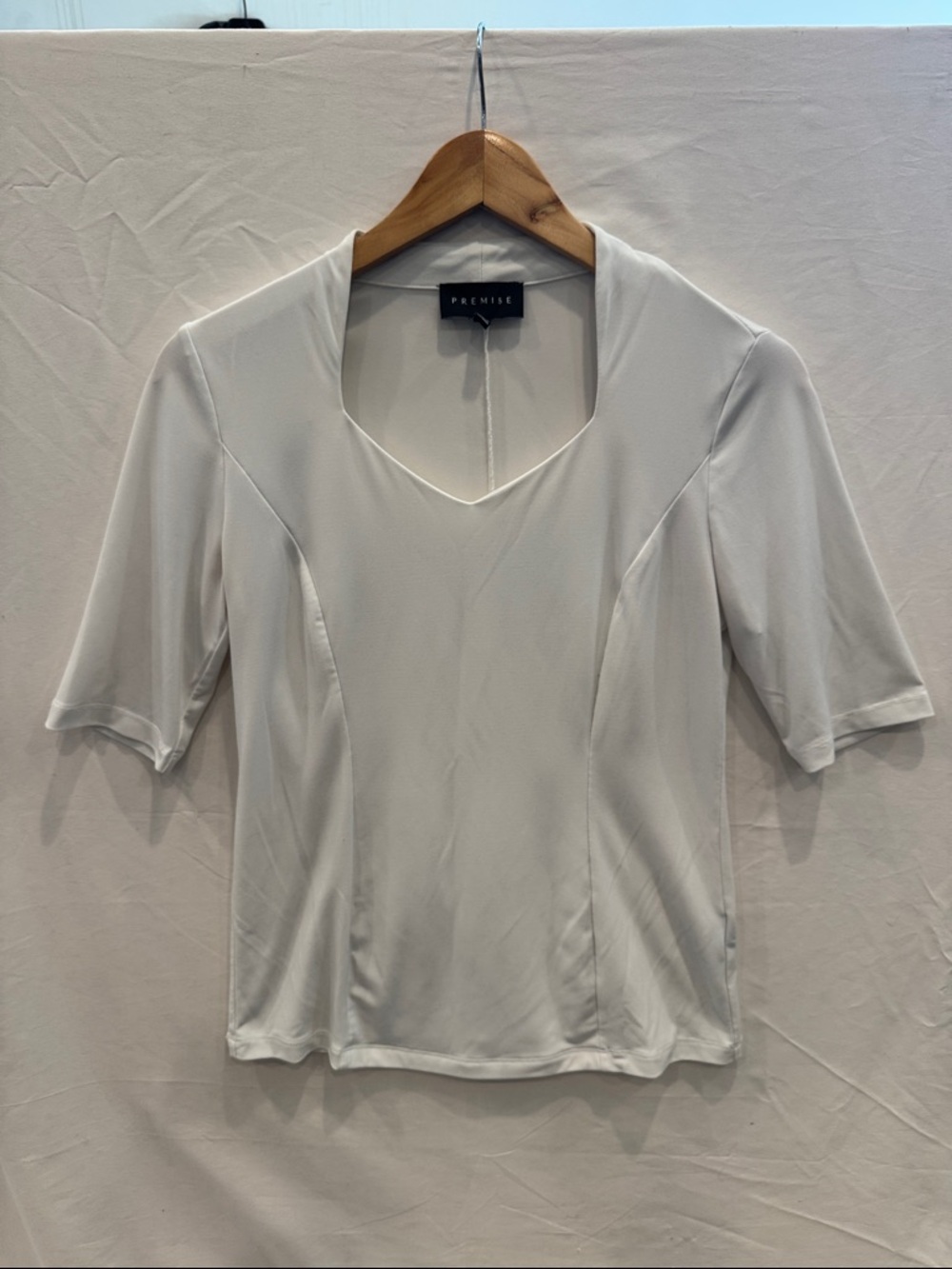 Premise White Short-Sleeve V-Neck Blouse